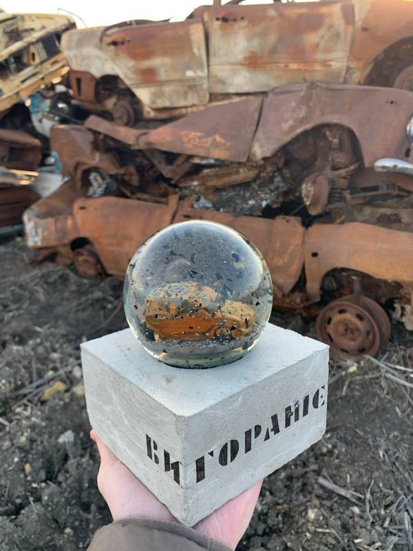 Burnout Surrealistic Sculpture Mikhail Ray - Subjektiv.art